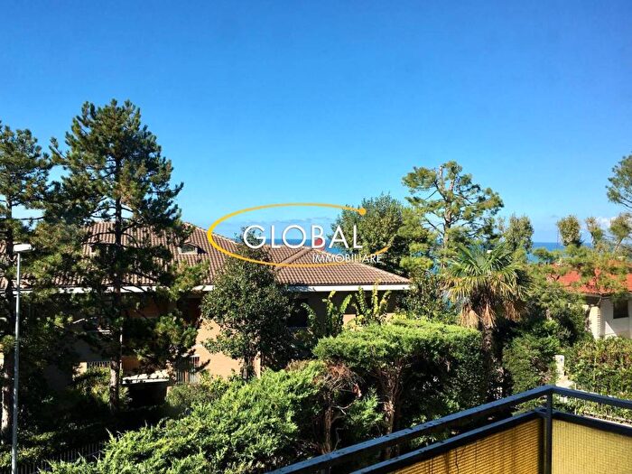 Appartamento quadrilocale in affitto in Via Emilio Baldassari, Adriatico, Ancona