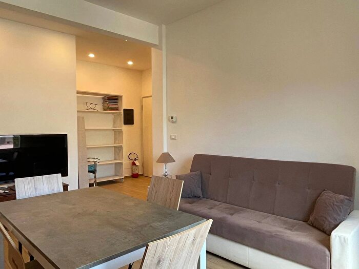 Appartamento trilocale in affitto in Via Recagno, Varazze