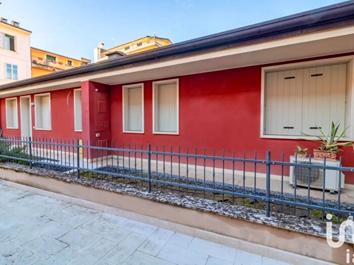 Appartamento trilocale in vendita in Via Trento, Verona