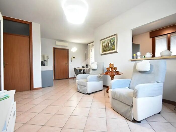 Appartamento trilocale in vendita in Via Flavio Biondo, Savignano Sul Rubicone