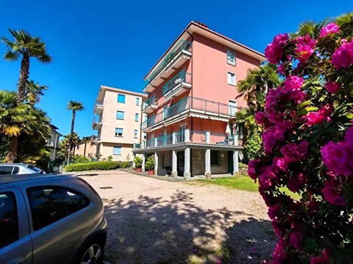 Appartamento bilocale in vendita in Via al Castello, Stresa