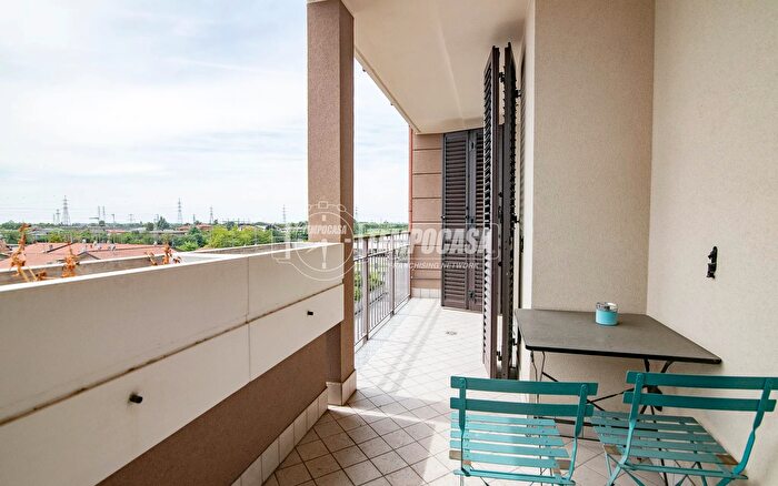 Appartamento trilocale in vendita in Via di Vona, Cassano DAdda