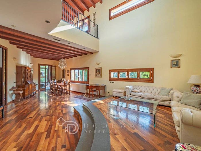 Casa con 6 locali in affitto in Via Alzaia Trieste, Corsico