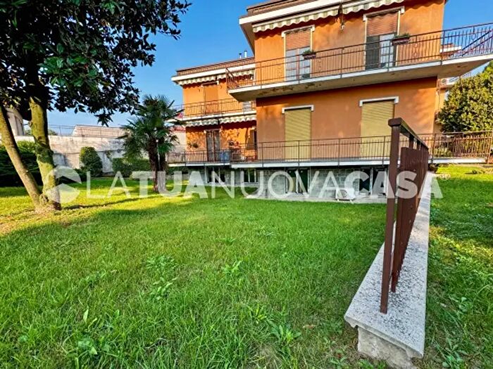 Case in Vendita e in Affitto - 3
