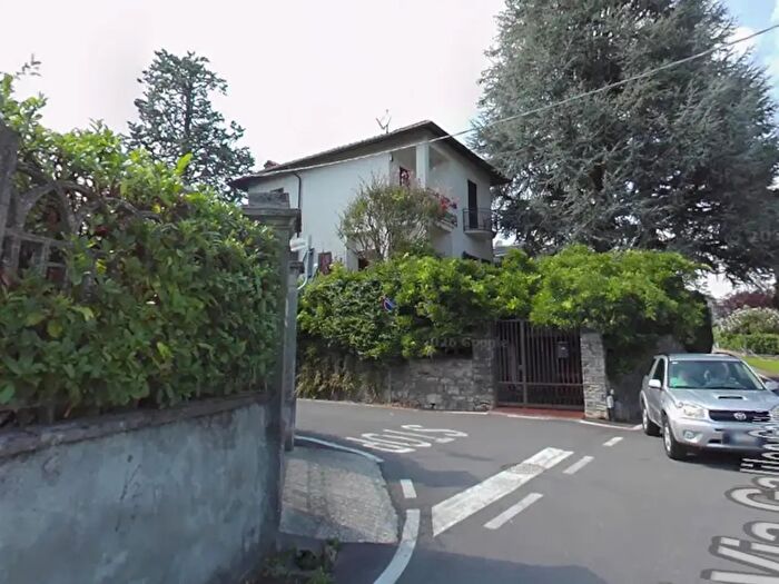 Appartamento bilocale in affitto in Via Galileo Galilei, Lurago DErba