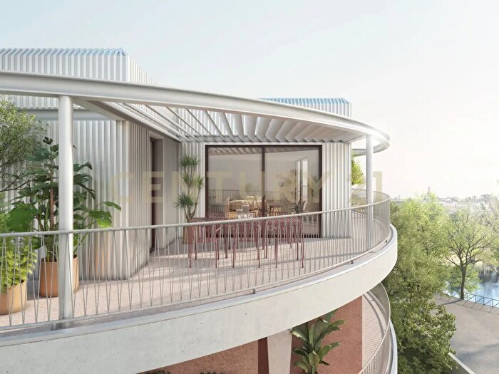 Appartamento con 6 locali in vendita in Via Lorenzo Lotto, Treviso