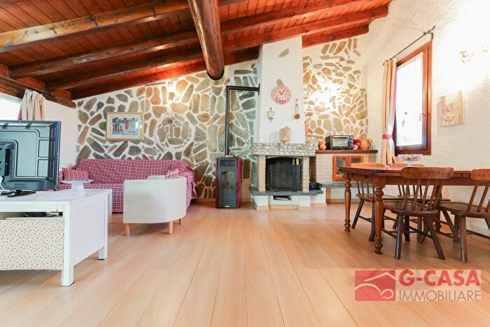 Appartamento quadrilocale in vendita in Via Dusone, Berbenno Di Valtellina