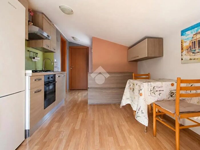 Appartamento bilocale in vendita in Vicolo Catania, Giulianova