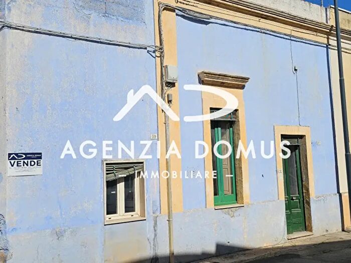 Casa monolocale in vendita in Via Diaz, Racale
