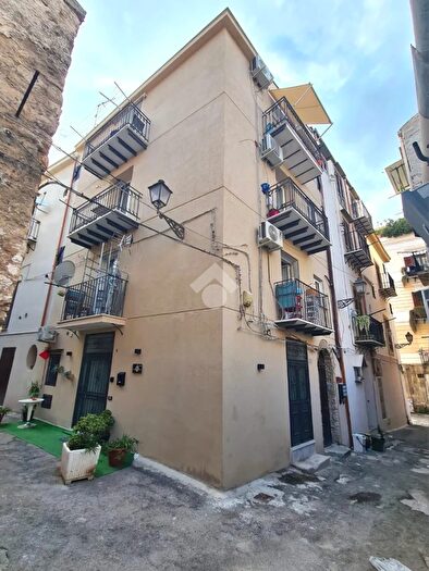 Appartamento bilocale in vendita in Vicolo Cancello alla Gioiamia, Palermo
