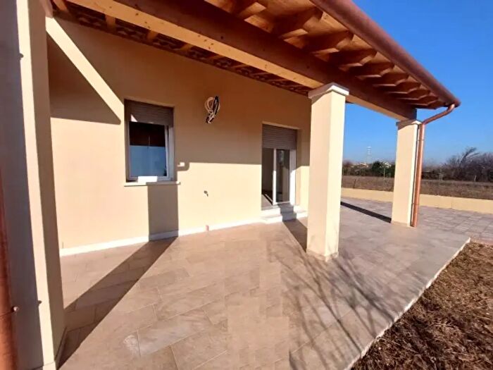 Casa trilocale in vendita in Via Porto Menai, Mira