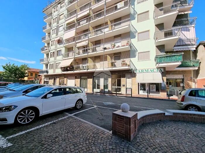 Appartamento trilocale in affitto in Piazza Roma, Rondissone