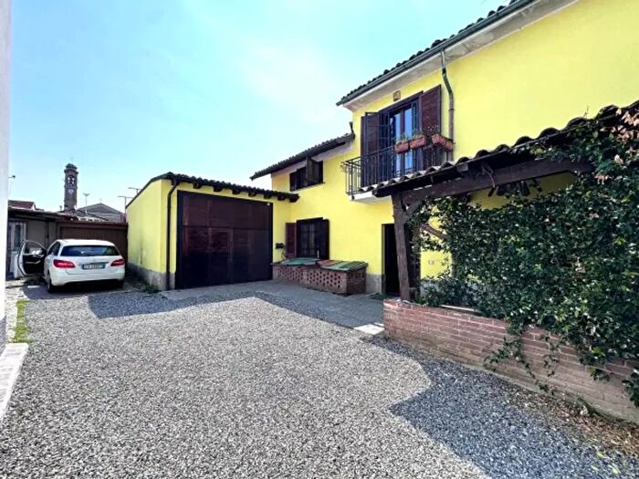 Case in Vendita e in Affitto - 3