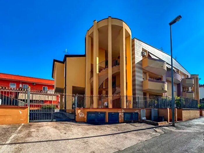 Appartamento bilocale in vendita in Via Macerata, Sezze