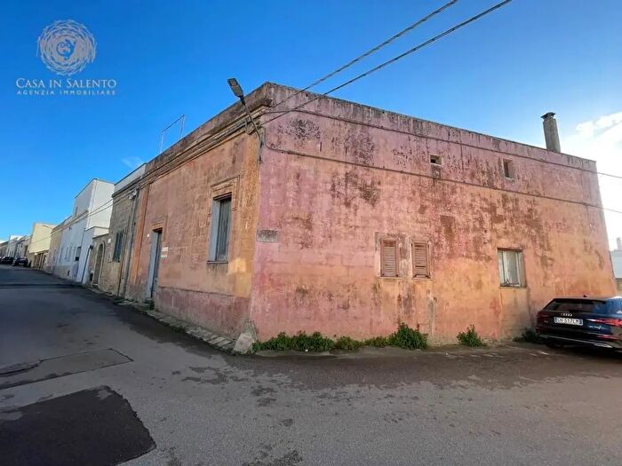 Casa con 7 locali in vendita in Appelluzza, Alessano