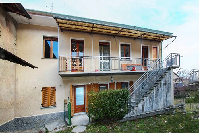 Casa quadrilocale in vendita in Borgata Pognant Grangia San Giorio di Susa, San Giorio Di Susa