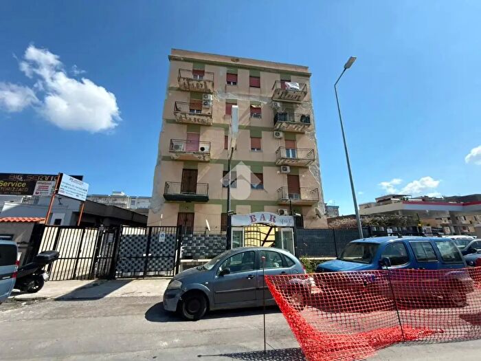 Appartamento quadrilocale in vendita in Viale della Regione Siciliana Nord Ovest, Palermo