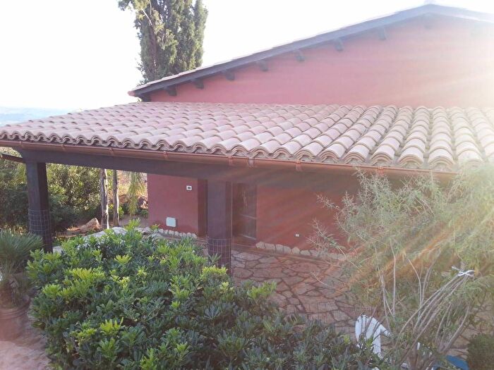 Casa trilocale in affitto in Viadotto Bertolino, Menfi