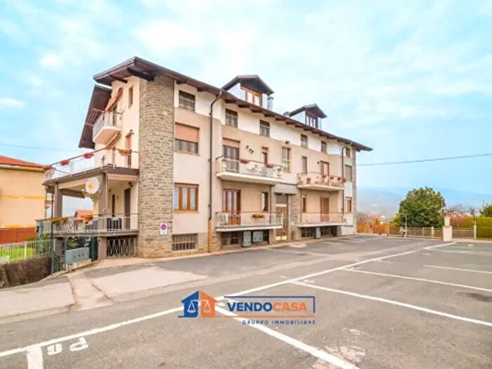 Appartamento trilocale in vendita in Corso Aprile, Busca