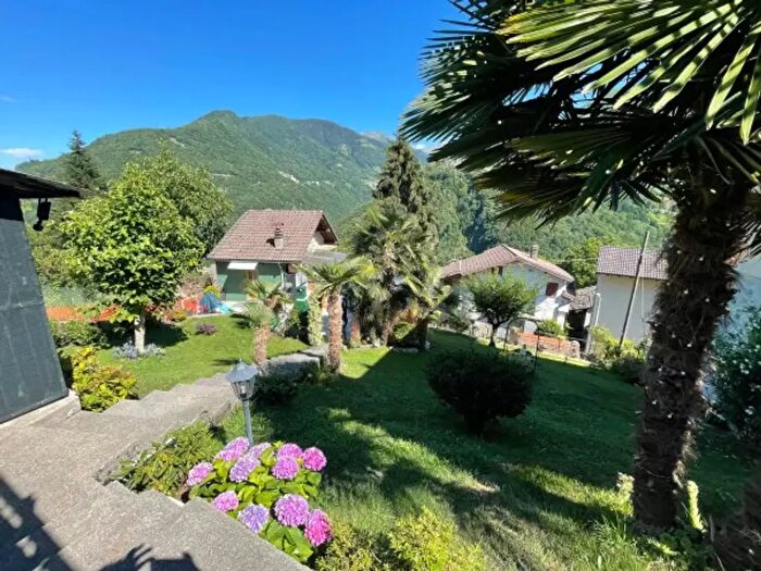 Casa trilocale in vendita in Via Don Clerici, Cosio Valtellino