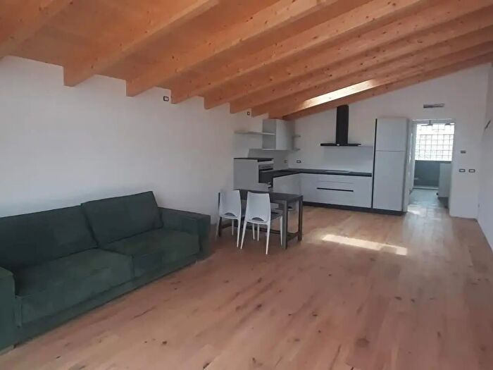 Appartamento bilocale in affitto in Via Schiapparelli, Lissone