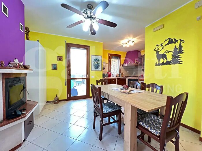 Casa quadrilocale in vendita in Polverara