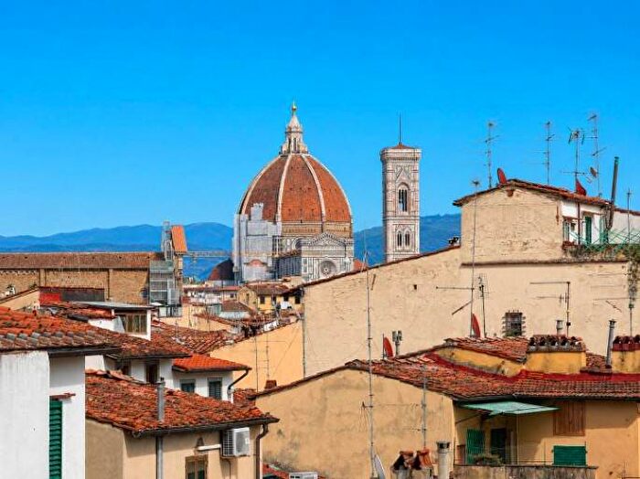 Casa quadrilocale in affitto in Lungarno Amerigo Vespucci, Borgo Ognissanti Il Prato, Firenze