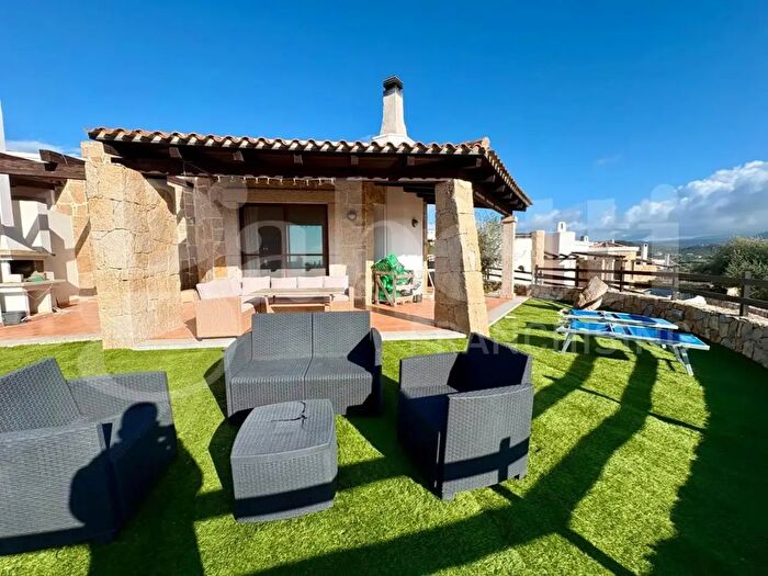 Casa trilocale in vendita in Loc Monte Carru Snc, Alghero