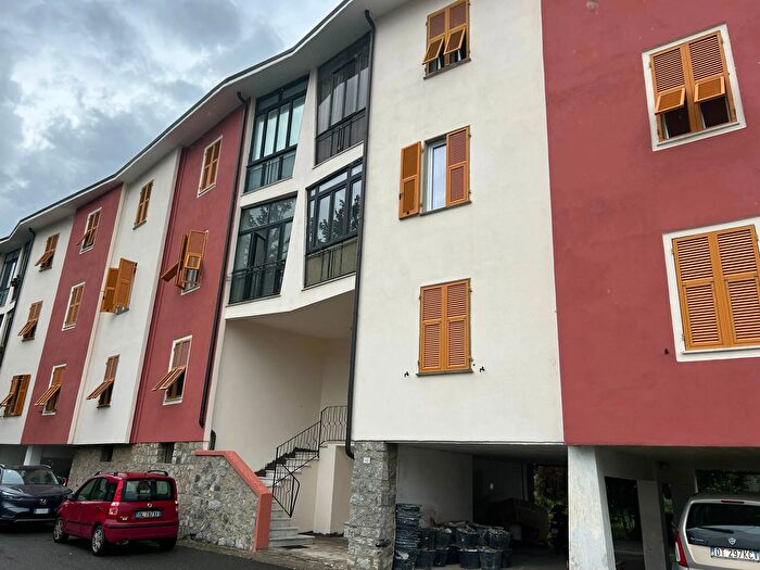 Appartamento con 5 locali in vendita in Arcola