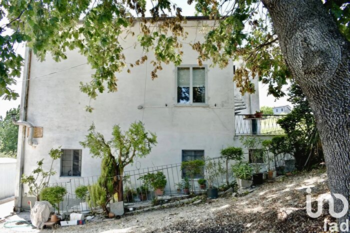 Appartamento con 6 locali in vendita in Via Santa Caterina, Staffolo