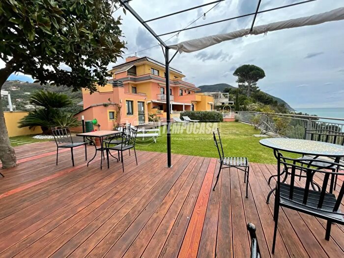 Appartamento monolocale in vendita in Via Venino, Moneglia