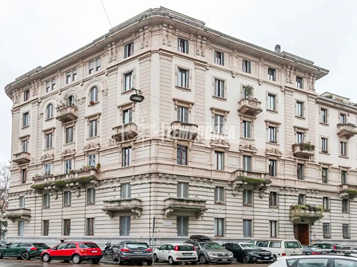 Appartamento monolocale in vendita in Via Caravaggio, Milano