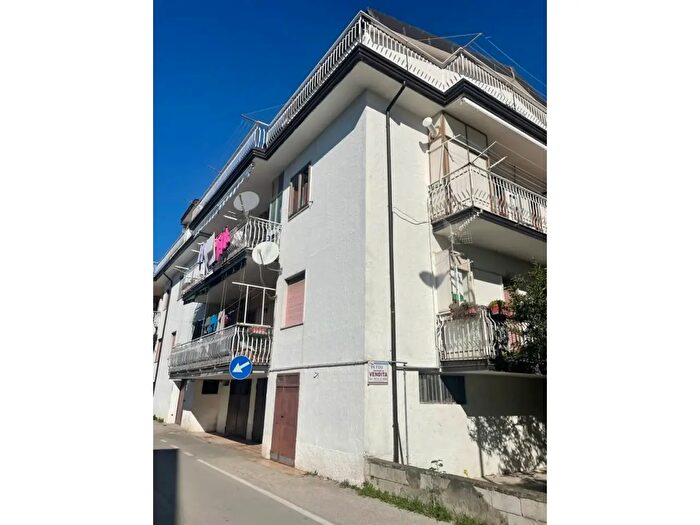 Appartamento con 5 locali in vendita in Via Angrisaniu, Agropoli