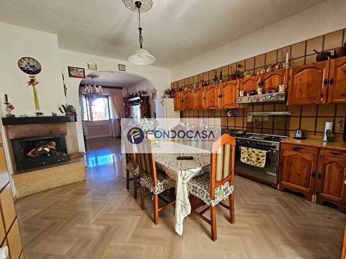 Casa con 6 locali in vendita in Via Torino, Ruffano