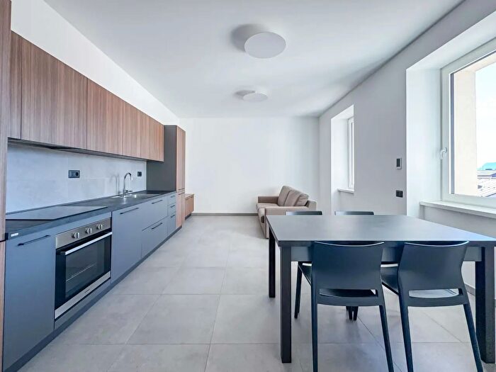 Appartamento quadrilocale in affitto in Via GLampi, Cles