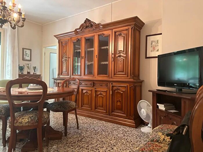 Appartamento quadrilocale in vendita in Via Amedeo Silva, Piacenza