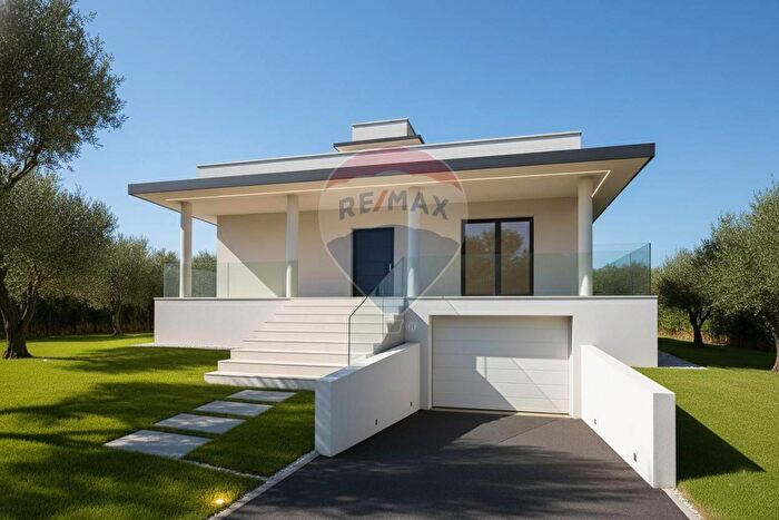 Casa quadrilocale in vendita in Strada Provinciale, Molfetta