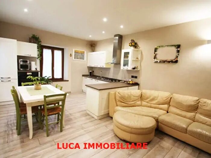 Appartamento trilocale in vendita in Località Ponte a Villa, Villa Basilica