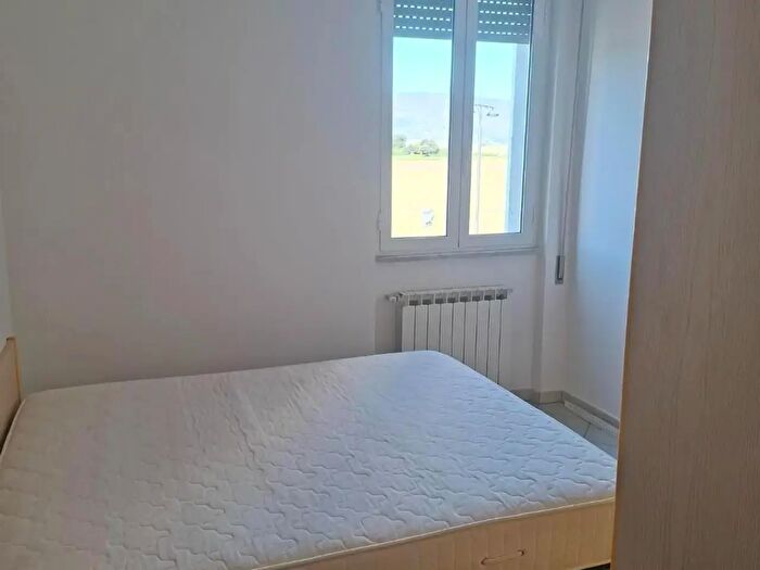 Appartamento trilocale in vendita in Luni