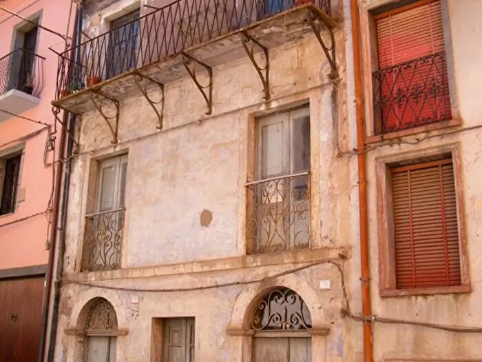 Casa con 5 locali in vendita in Via Roma, Santu Lussurgiu