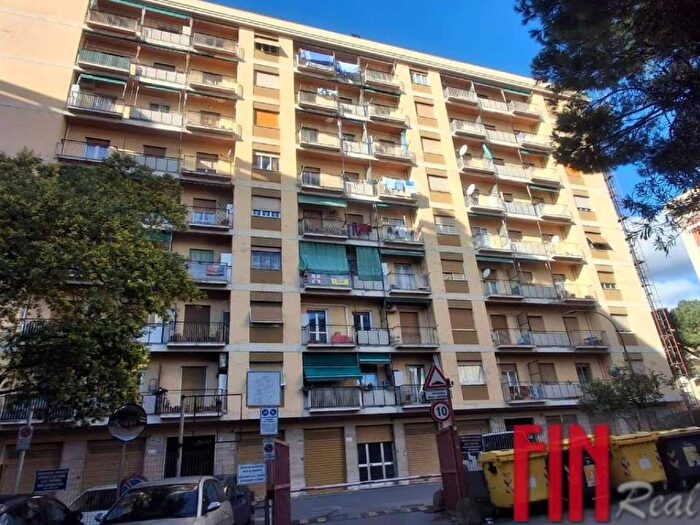 Appartamento bilocale in affitto in via Borzoli, Sestri Ponente, Genova