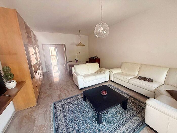 Appartamento con 6 locali in affitto in Via Marianna Nistri, Centro Storico San Francesco, Prato