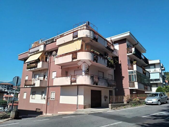 Appartamento quadrilocale in vendita in Via della Resistenza, Castrolibero