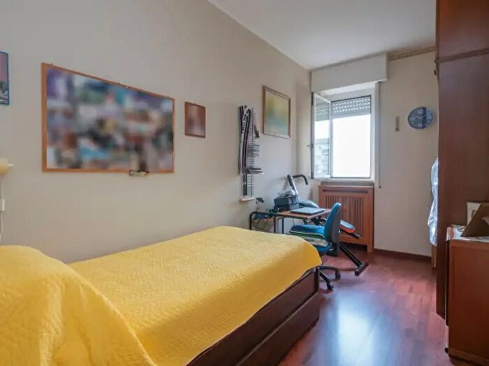 Appartamento trilocale in vendita in Via Viterbo, Milano