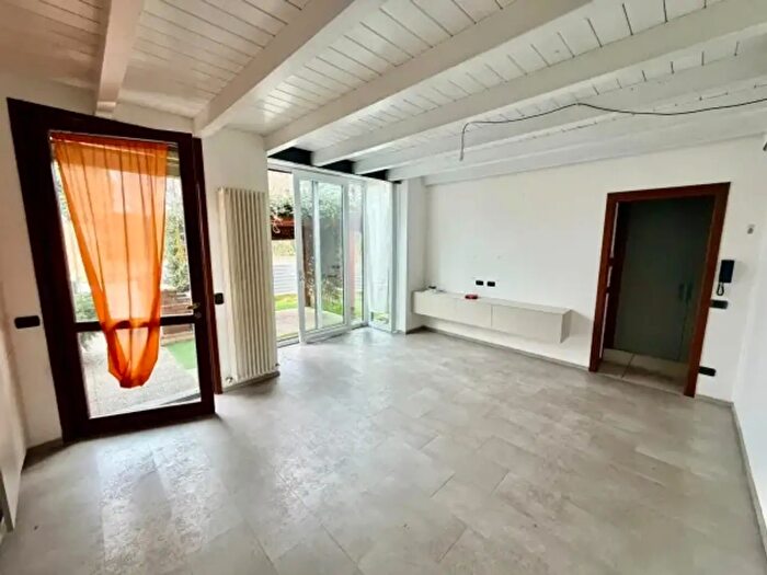 Appartamento bilocale in vendita in Via Mamago Roso, Rottofreno