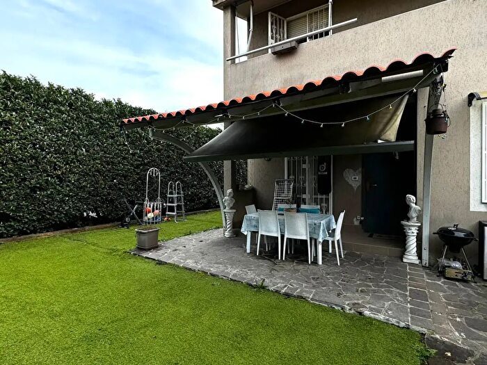 Casa quadrilocale in vendita in Via Martin Luther King, Burago Di Molgora