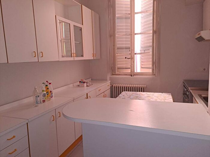 Appartamento con 5 locali in affitto in Corso GGaribaldi, Centro Storico, Piacenza