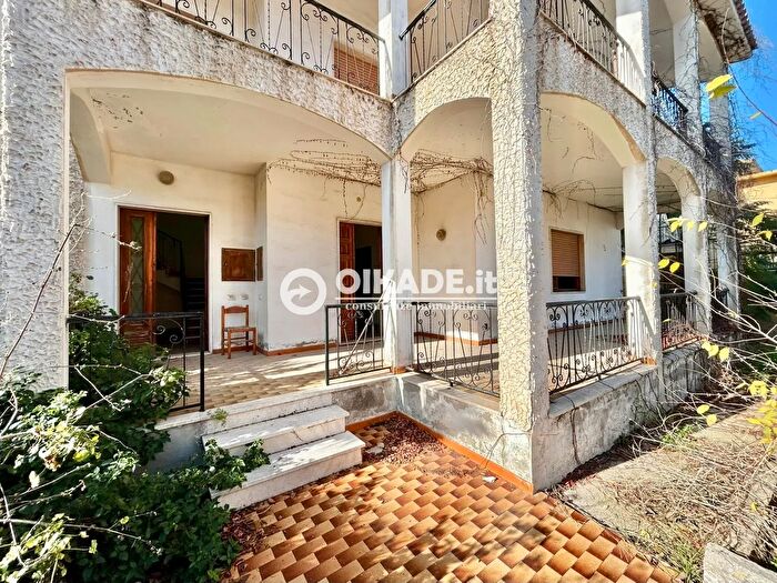 Appartamento quadrilocale in vendita in Via Emilia, Sarroch