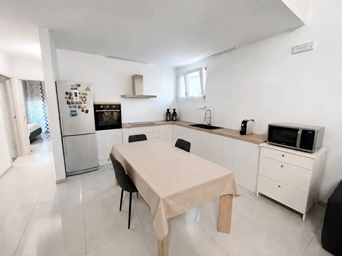 Appartamento trilocale in vendita in Via Trento, Lonigo