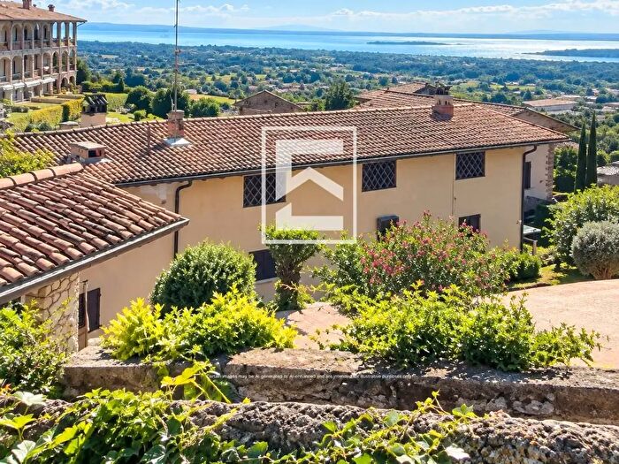 Appartamento bilocale in vendita in Via Rosario, Polpenazze del Garda
